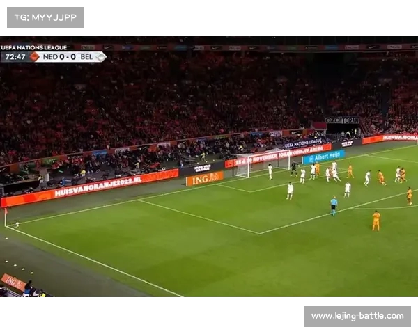 世界杯预选赛荷兰范迪克头球解围关键保住平局