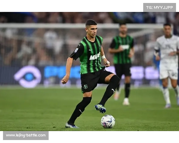 意大利足球甲级联赛萨索洛贝拉尔迪助攻队友破门 意大利足球甲级联赛萨索洛贝拉尔迪助攻队友破门